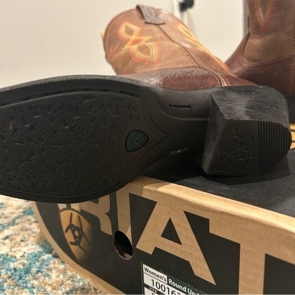 ✨NWT Ariat Round Up Square Toe II Western Boot 🥾 Cowboy 🤠 - 8 - Picture 11 of 13